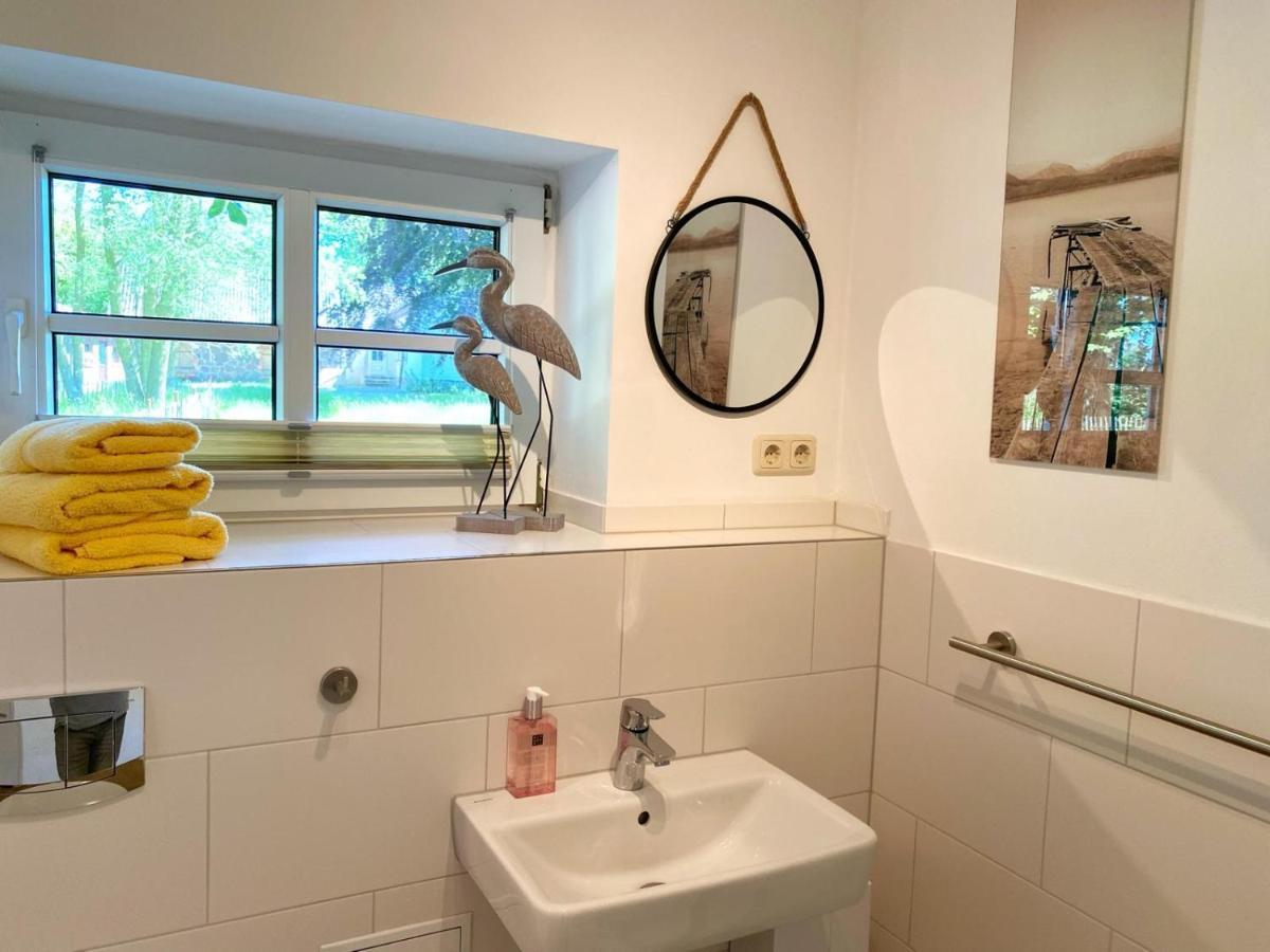 Hofgut Bisdamitz - Ferienhaus "Knoff" Bagian luar foto
