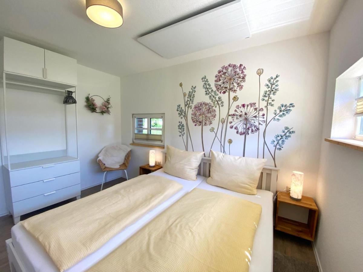 Hofgut Bisdamitz - Ferienhaus "Knoff" Bagian luar foto